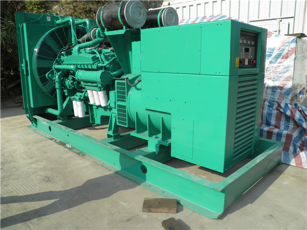 威宁发电车出租-柴油发电机散热器怎样散热