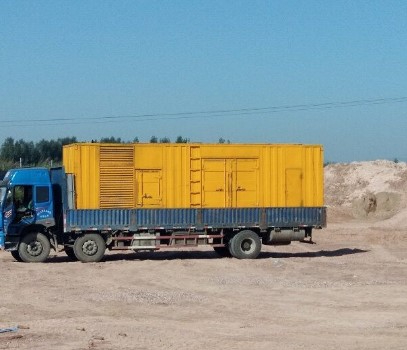 威宁发电机出租如何判断柴油发电机冷却液是否需要更换？